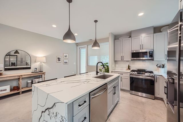 7507 Bethune Ave B, Austin, TX 78752