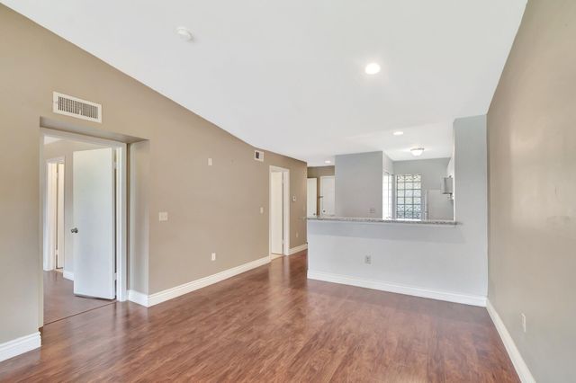 4847 Via Palm Lakes 1021, West Palm Beach, FL 33417