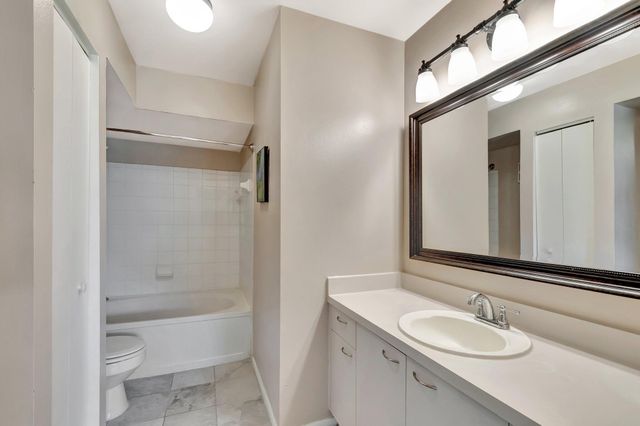 4847 Via Palm Lakes 1021, West Palm Beach, FL 33417