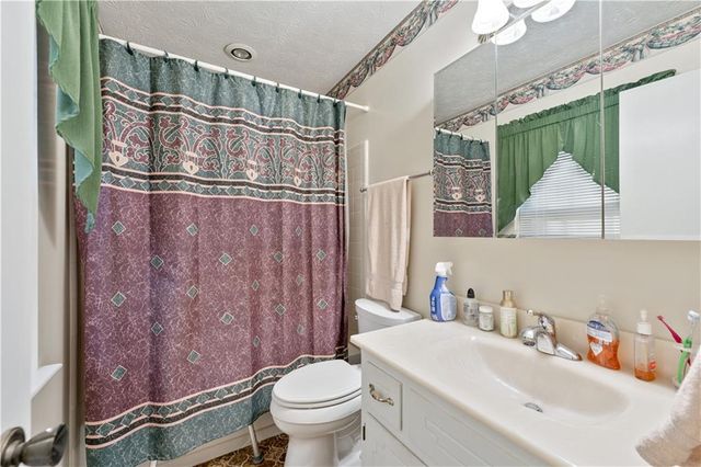 6633 Cameron Road, Morrow, GA 30260