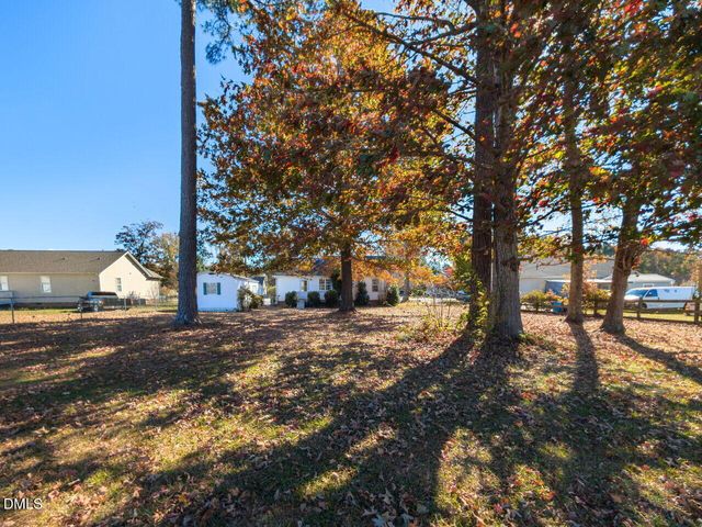 144 Yellow Stone Lane, Smithfield, NC 27577