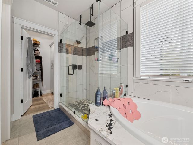 917 Tiedman Road NW, Lakebay, WA 98349