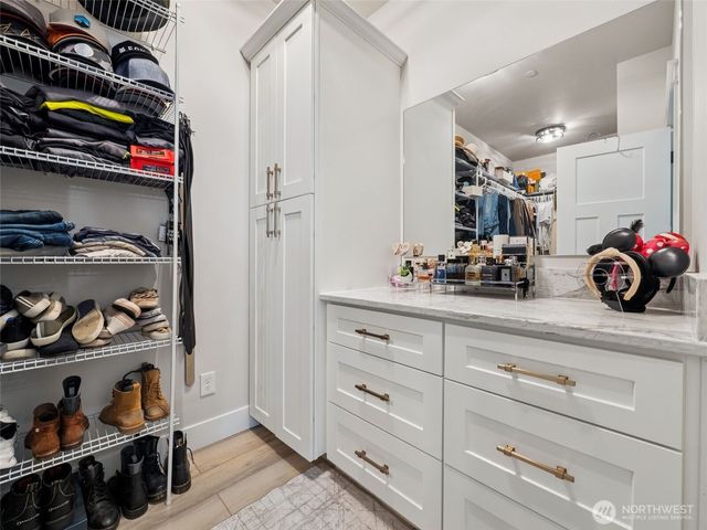 917 Tiedman Road NW, Lakebay, WA 98349