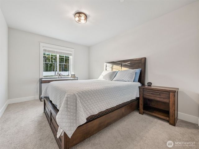 917 Tiedman Road NW, Lakebay, WA 98349