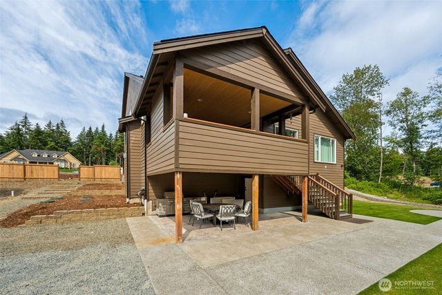 917 Tiedman Road NW, Lakebay, WA 98349