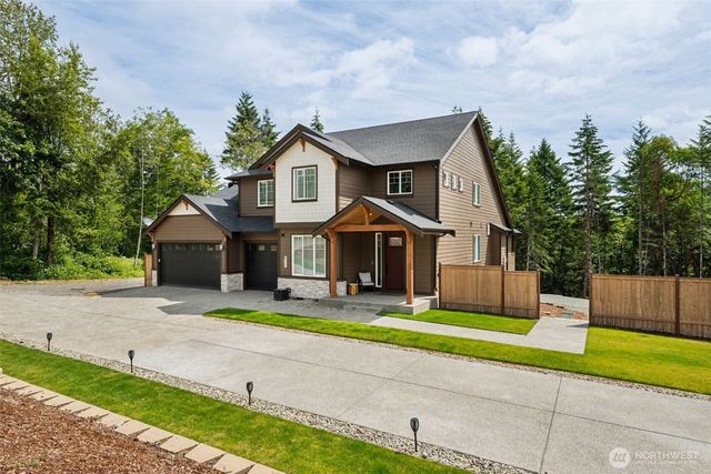 917 Tiedman Road NW, Lakebay, WA 98349