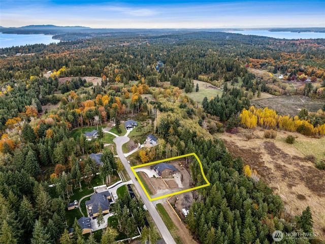 917 Tiedman Road NW, Lakebay, WA 98349