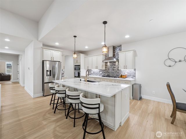 917 Tiedman Road NW, Lakebay, WA 98349