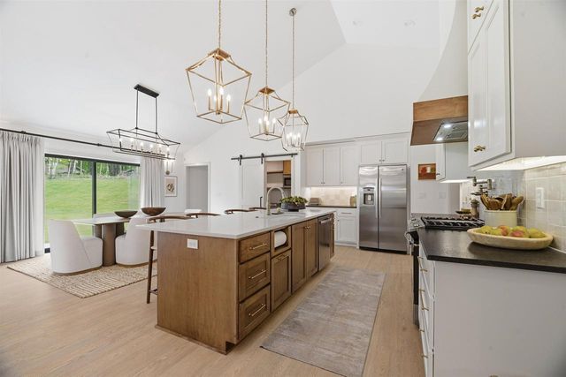 4194 BLACKBERRY RIDGE DRIVE, Hobart, WI 54155
