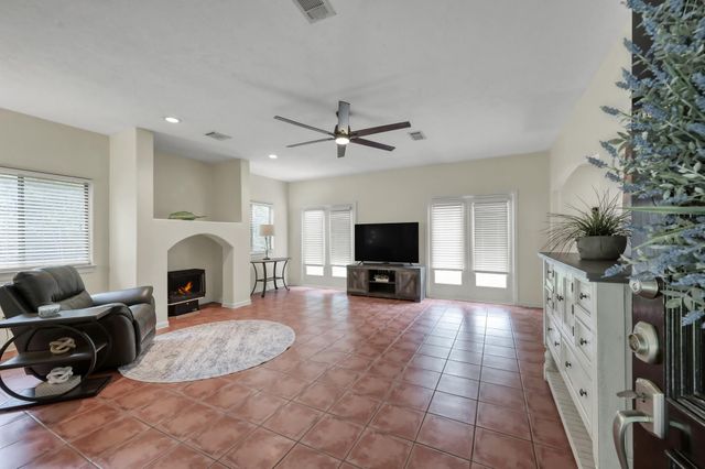 26302 Penguin Street, Magnolia, TX 77355