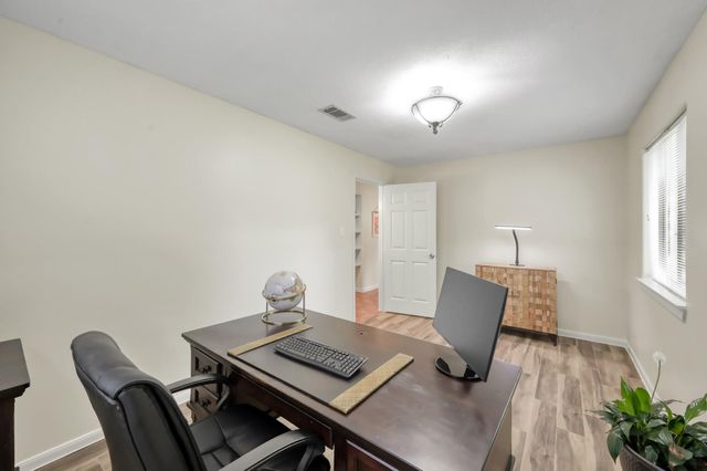 26302 Penguin Street, Magnolia, TX 77355