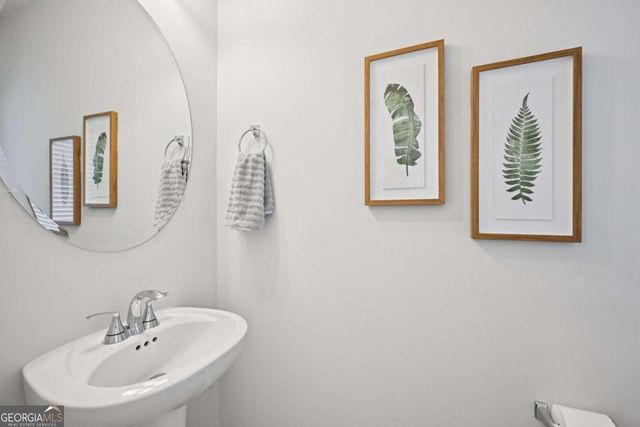 398 Lanier Circle, Woodstock, GA 30189