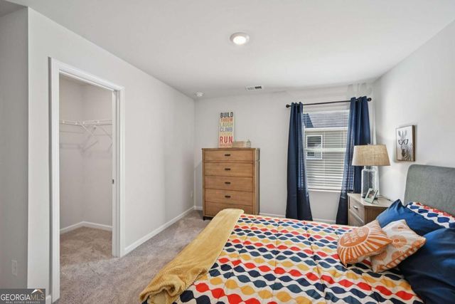 398 Lanier Circle, Woodstock, GA 30189