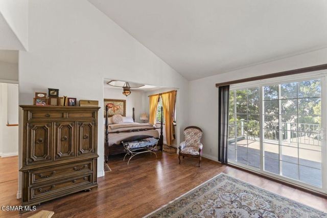 2461 Pinewood Place, Simi Valley, CA 93065