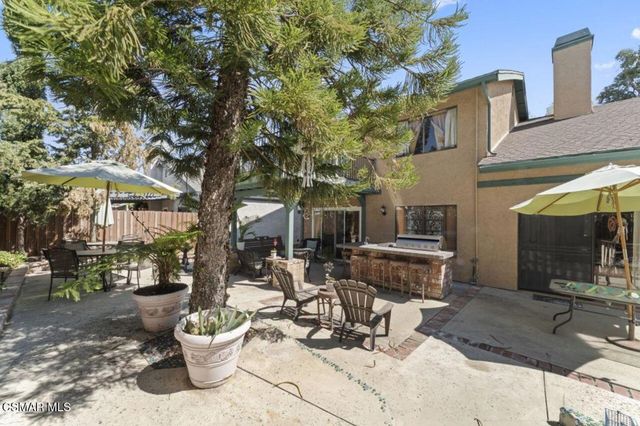 2461 Pinewood Place, Simi Valley, CA 93065