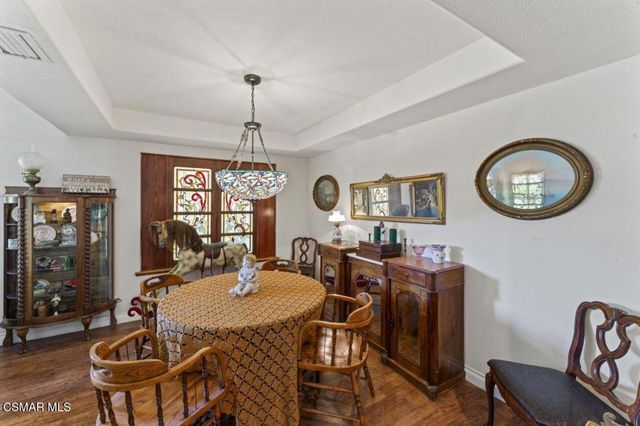 2461 Pinewood Place, Simi Valley, CA 93065