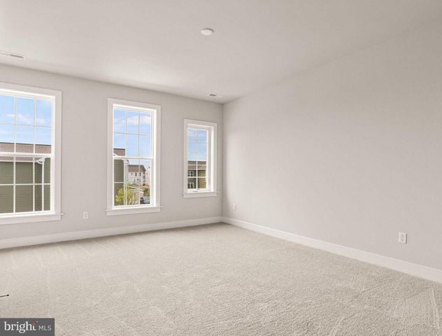 1116 COLLINA LN, Mount Joy, PA 17552