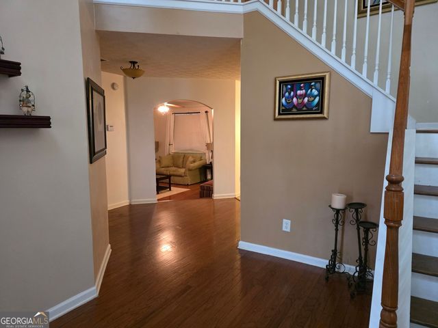 37 Virginia Avenue, Sharpsburg, GA 30277