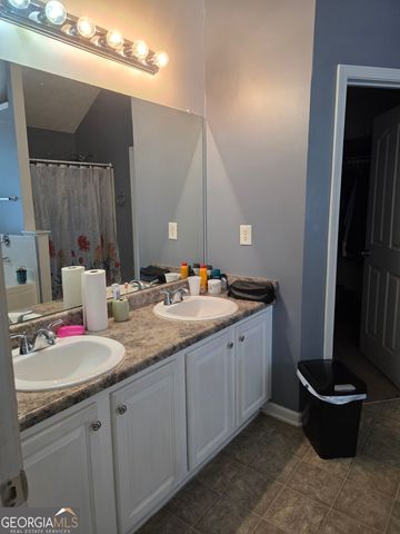 37 Virginia Avenue, Sharpsburg, GA 30277