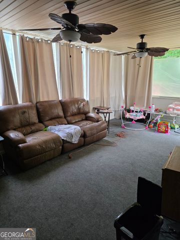 37 Virginia Avenue, Sharpsburg, GA 30277