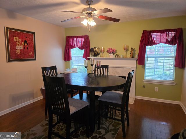 37 Virginia Avenue, Sharpsburg, GA 30277