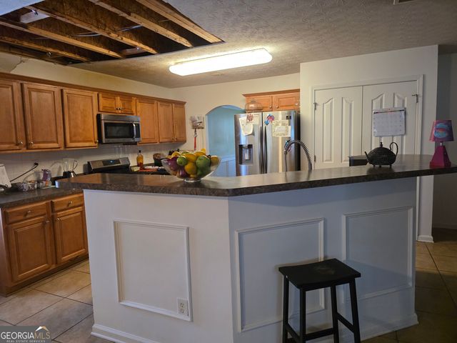 37 Virginia Avenue, Sharpsburg, GA 30277