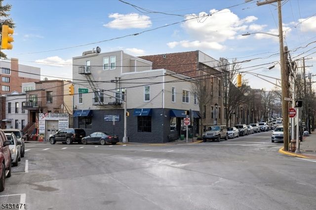 201 16Th St, Union City, NJ 07087