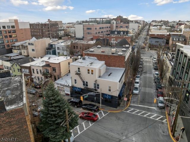 201 16Th St, Union City, NJ 07087