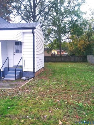 2909 Maple St, Hopewell, VA 23860