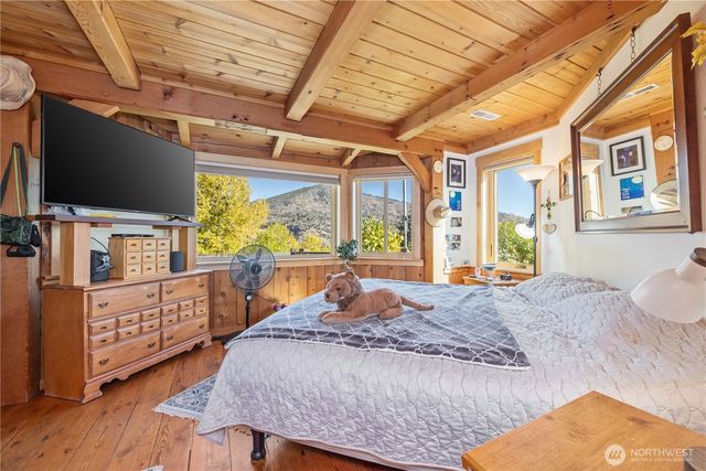 16495 S Lakeshore Road, Chelan, WA 98816