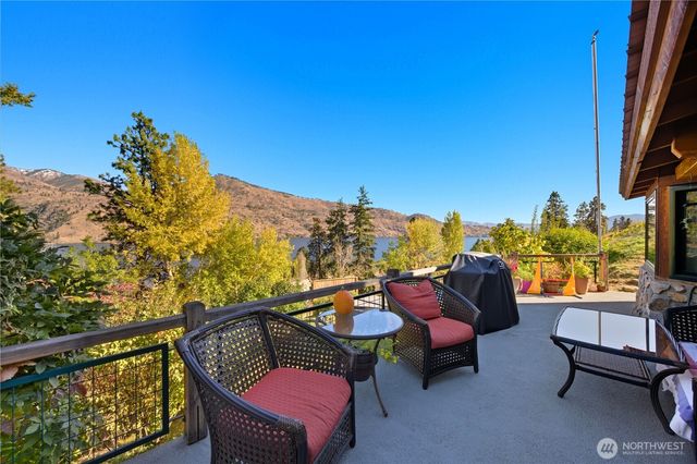 16495 S Lakeshore Road, Chelan, WA 98816