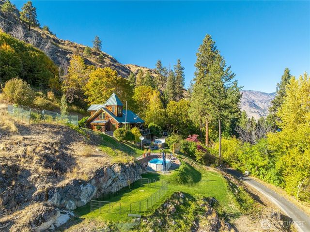 16495 S Lakeshore Road, Chelan, WA 98816