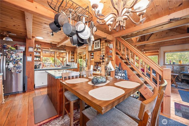 16495 S Lakeshore Road, Chelan, WA 98816