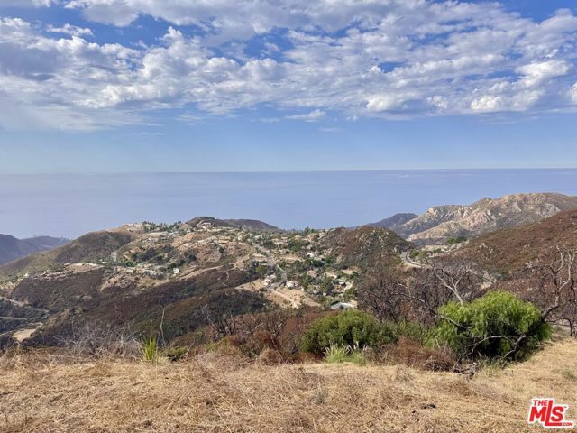 373 Moonrise Drive, Malibu, CA 90265