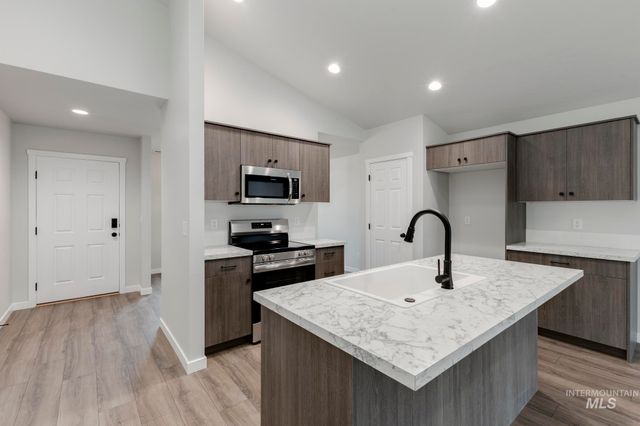 3027 W Animas Creek Dr, Kuna, ID 83634