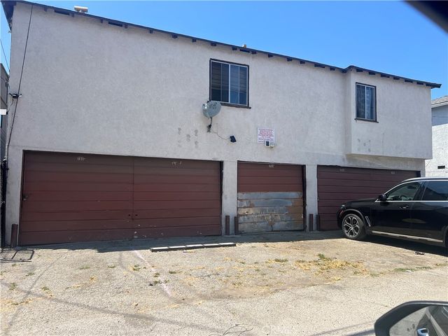 7018 La Tijera Boulevard, Los Angeles, CA 90045