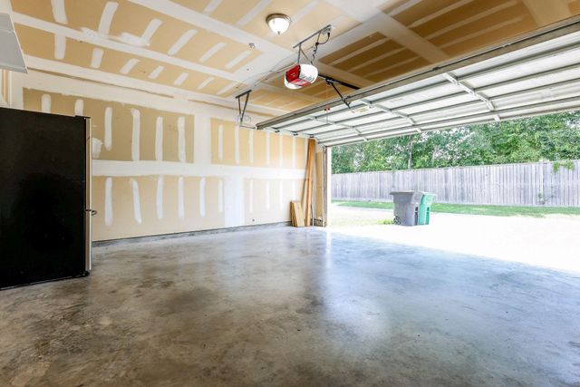 4655 Trembling Forest Lane, Houston, TX 77092