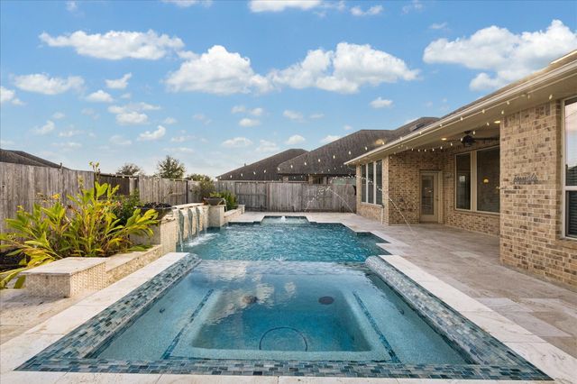 9823 Joyce Drive, Rosharon, TX 77583