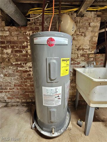 111 Vine Street, Marietta, OH 45750