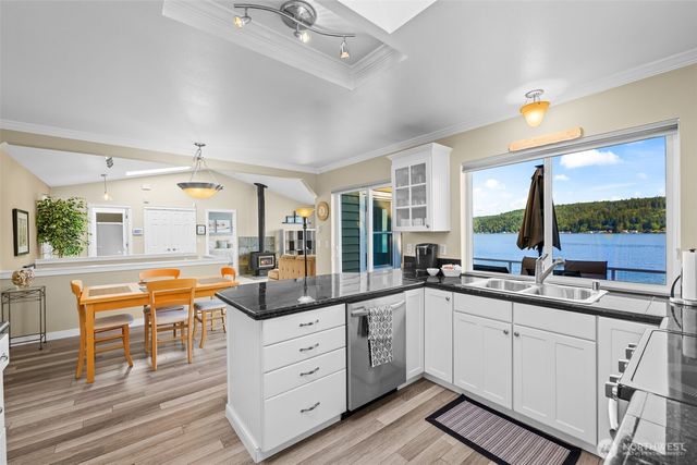 11711 NE North Shore Road, Belfair, WA 98528
