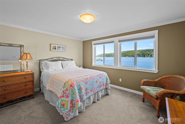 11711 NE North Shore Road, Belfair, WA 98528