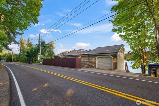 11711 NE North Shore Road, Belfair, WA 98528