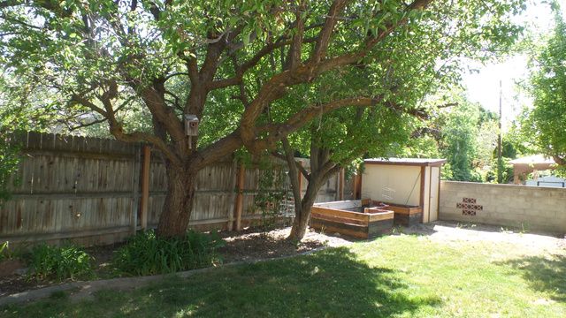 388 E 6220 S, Murray, UT 84107