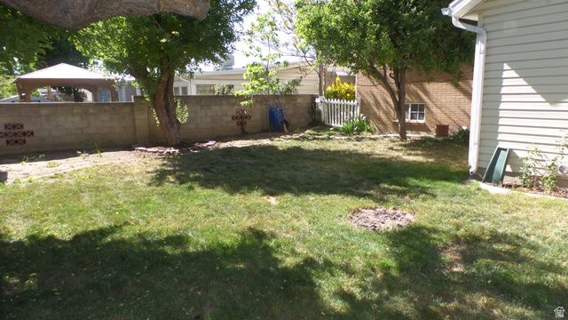 388 E 6220 S, Murray, UT 84107