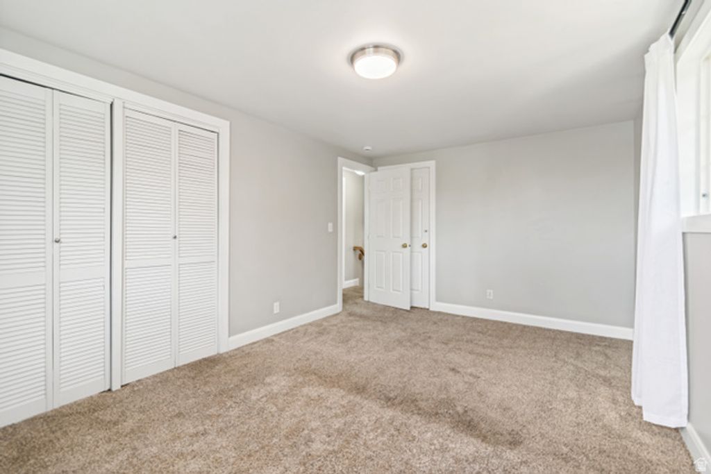 Image 15 of property listing at 388 E 6220 S, Murray, UT 84107