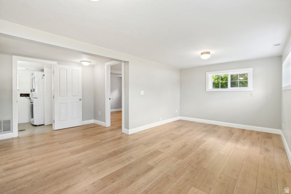 Image 22 of property listing at 388 E 6220 S, Murray, UT 84107
