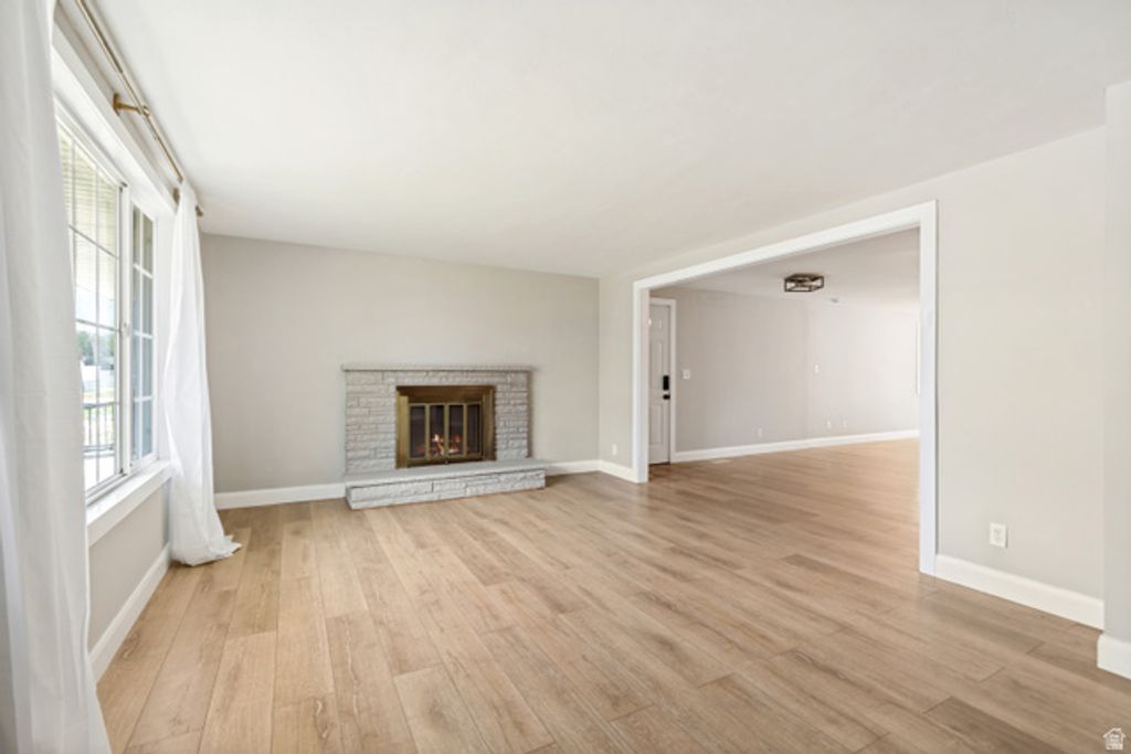 Image 7 of property listing at 388 E 6220 S, Murray, UT 84107