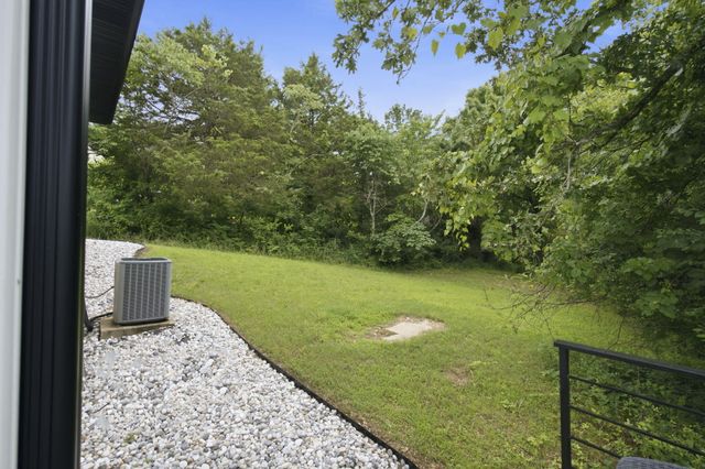 871 Lakeview Drive, Ridgedale, MO 65739