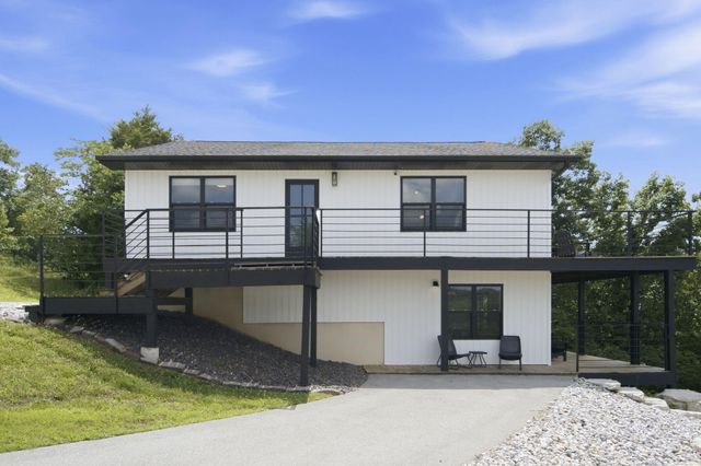 871 Lakeview Drive, Ridgedale, MO 65739