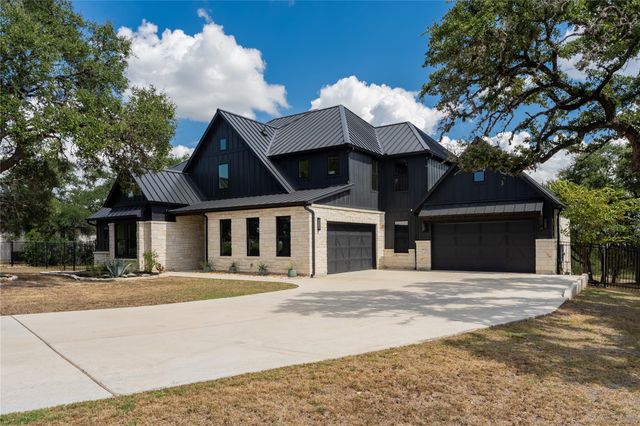 461 Crosswater LN, Dripping Springs, TX 78620